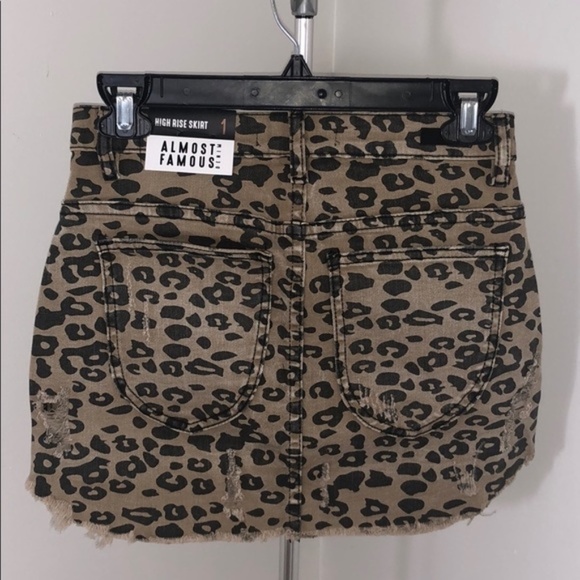 LAST ONE! Leopard Print High Rise Denim Mini Skirt Size 1 - Picture 7 of 13